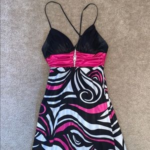 Patterned prom dress